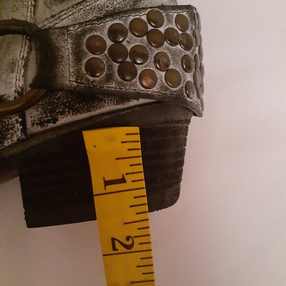 Circle G Leather Studded Western Booties - Picture 14 of 14